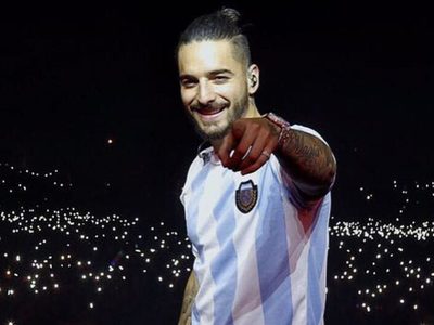 “Se nos fue lo más grande”: Maluma muy acongojado por el fallecimiento de Diego Maradona