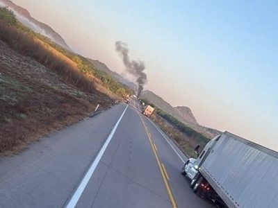Nuevo choque armado en Escuinapa, Sinaloa, vuelve a dejar bloqueos en la carretera Mazatlán-Tepic