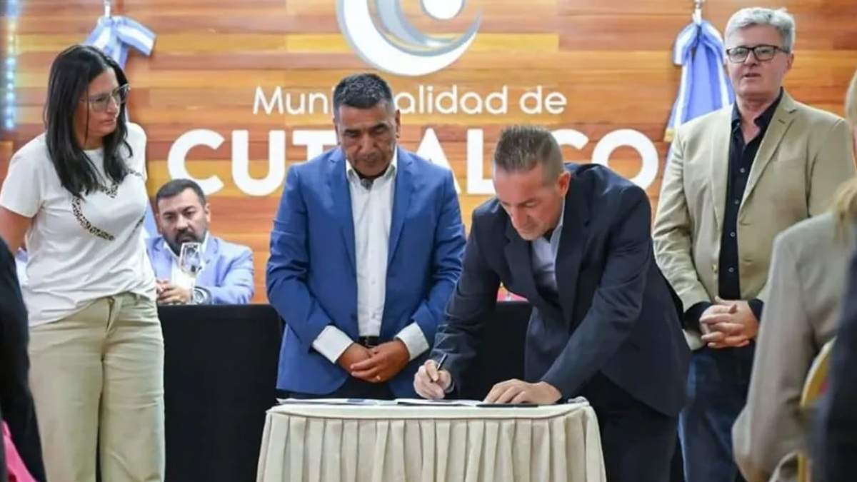 El acuerdo busca brindar respuesta local a los pacientes oncológicos de la comarca. Fuente: (Gobierno de Neuquén).