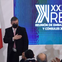 Ebrard reparte loas a AMLO y a su gestión en la SRE al inaugurar reunión con embajadores y cónsules