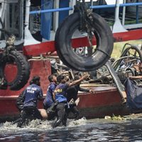 Brutal accidente marítimo en Bangladesh deja más de 20 fallecidos y varios heridos