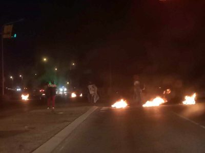 Por falta de agua, vecinos de El Trébol II bloquean la Ruta 7 por tiempo indeterminado