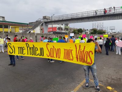 Arrecian protestas de médicos y enfermeros del IMSS en Veracruz