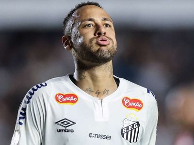 “Él va a decidir qué hacer”: el padre de Neymar aseguró que su hijo podría dejar el Santos