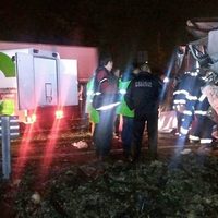 Edomex: Tren embiste a una camioneta en la vialidad Toluca-Palmillas; mueren tres personas