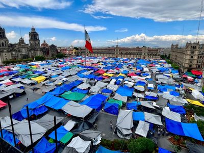 Sin acuerdos en nueva mesa de negociación; CNTE acusa cerrazón del gobierno