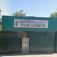 Estudiante de secundaria apuñala a compañeros y da muerte a una supervisora en Chile