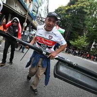 Con imágenes, el Gobierno Nacional identificó a 29 barrabravas en la caótica marcha de los jubilados