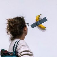 Cómo una banana con cinta adhesiva llegó a valuarse en un millón de dólares