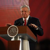 Maquinaria y trabajadores están listos para iniciar obras en Santa Lucía, dice AMLO