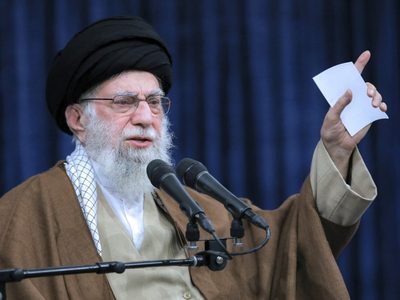 Irán condena a un periodista iraní-estadunidense a 10 años de prisión