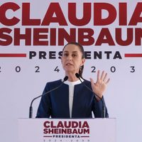 Sheinbaum propone “fortalecer la escuela” del Poder Judicial