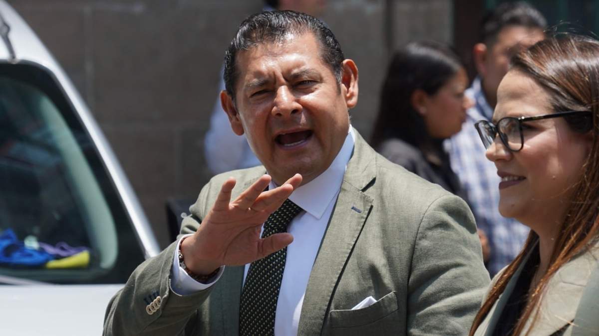 Armenta. Ley censura
