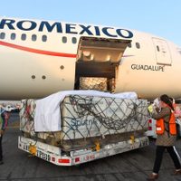 México recibe 500 mil vacunas Sputnik V y 145 mil 275 de Pfizer-BioNTech