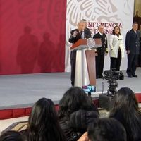 AMLO anuncia licitación para concesionar 26 mil kilómetros de fibra óptica