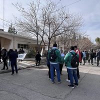 Demoraron al secretario general de ATE Zona Este en Centenario en pleno reclamo municipal