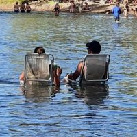 Más de 75 mil personas colmaron los balnearios de la capital durante el fin de semana