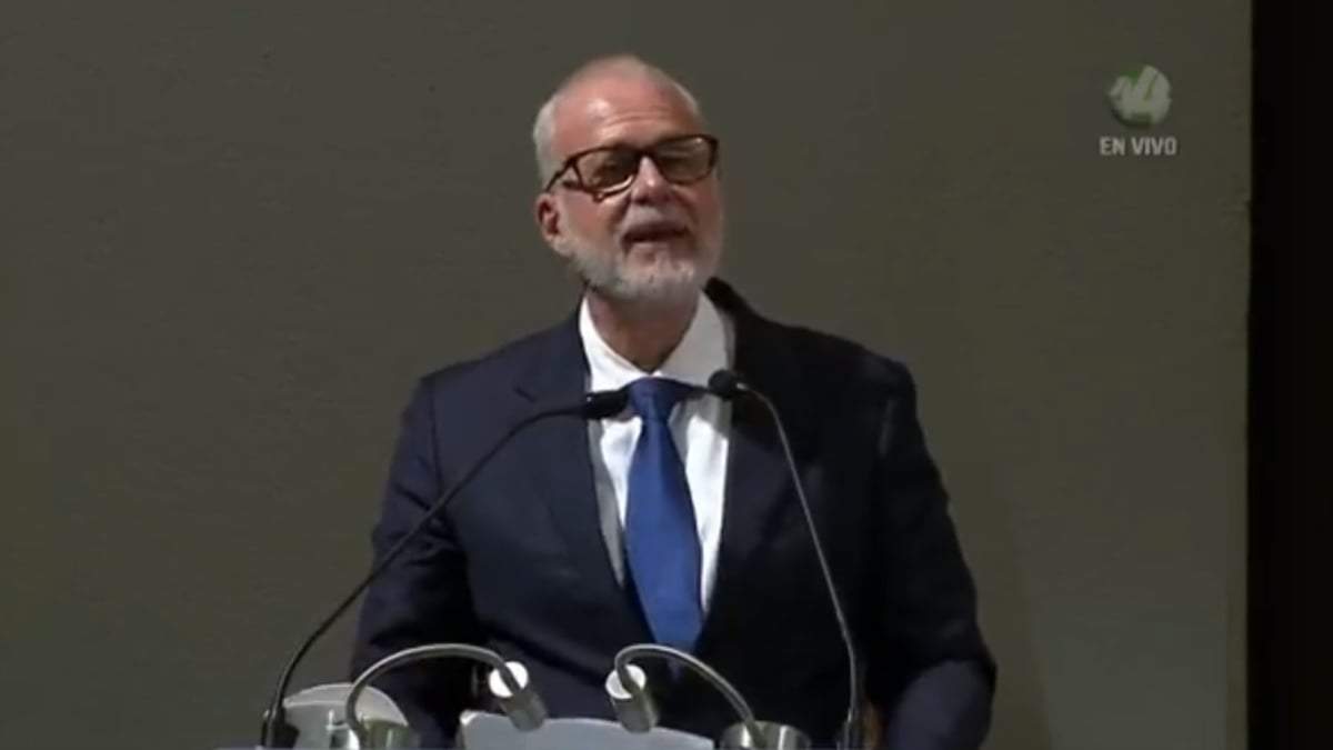 Raúl Padilla López, presidente de la FIL