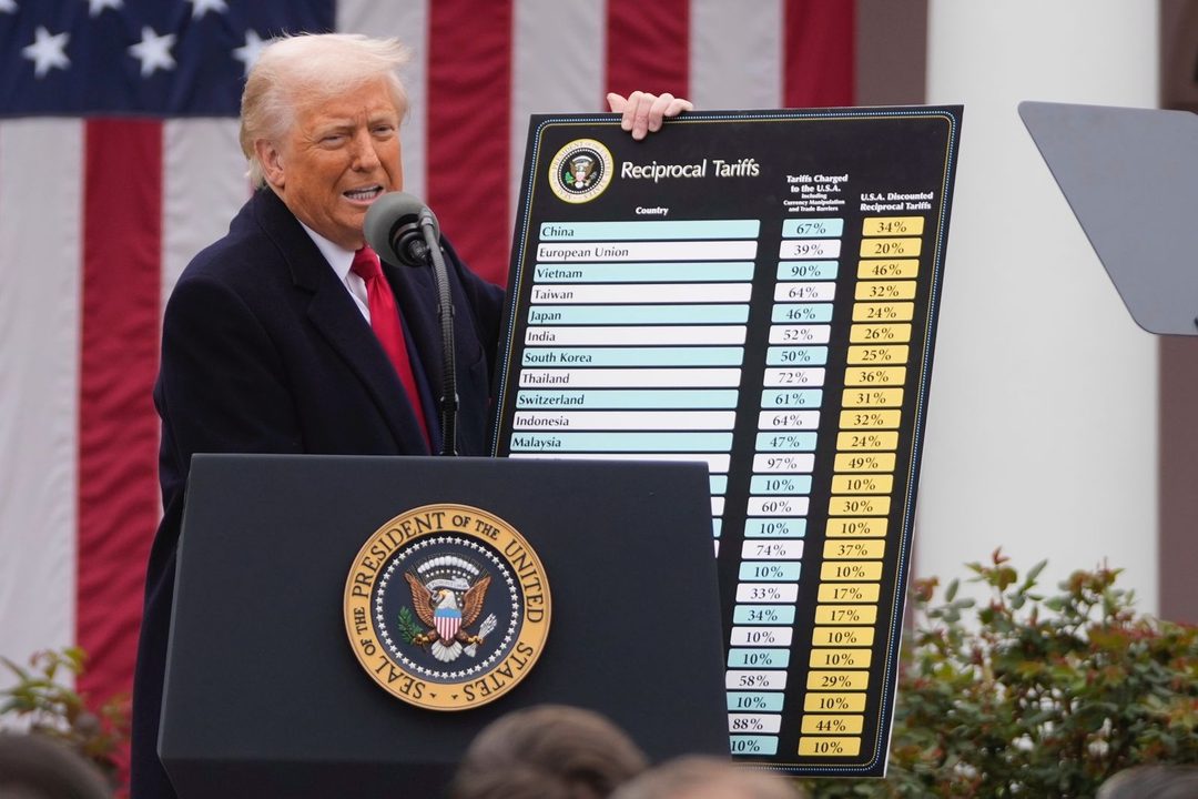 Trump tabla Foto Mark Shiefelbein  AP