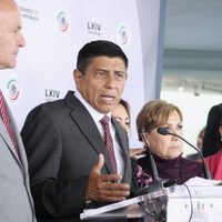 Morena alista iniciativa contra calificadoras que atenten contra la estabilidad financiera