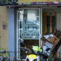 Peso se fortalece tras datos negativos de empleo en Estados Unidos