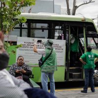 Suspenden 78 unidades del transporte público concesionado al arrancar operativo en CDMX