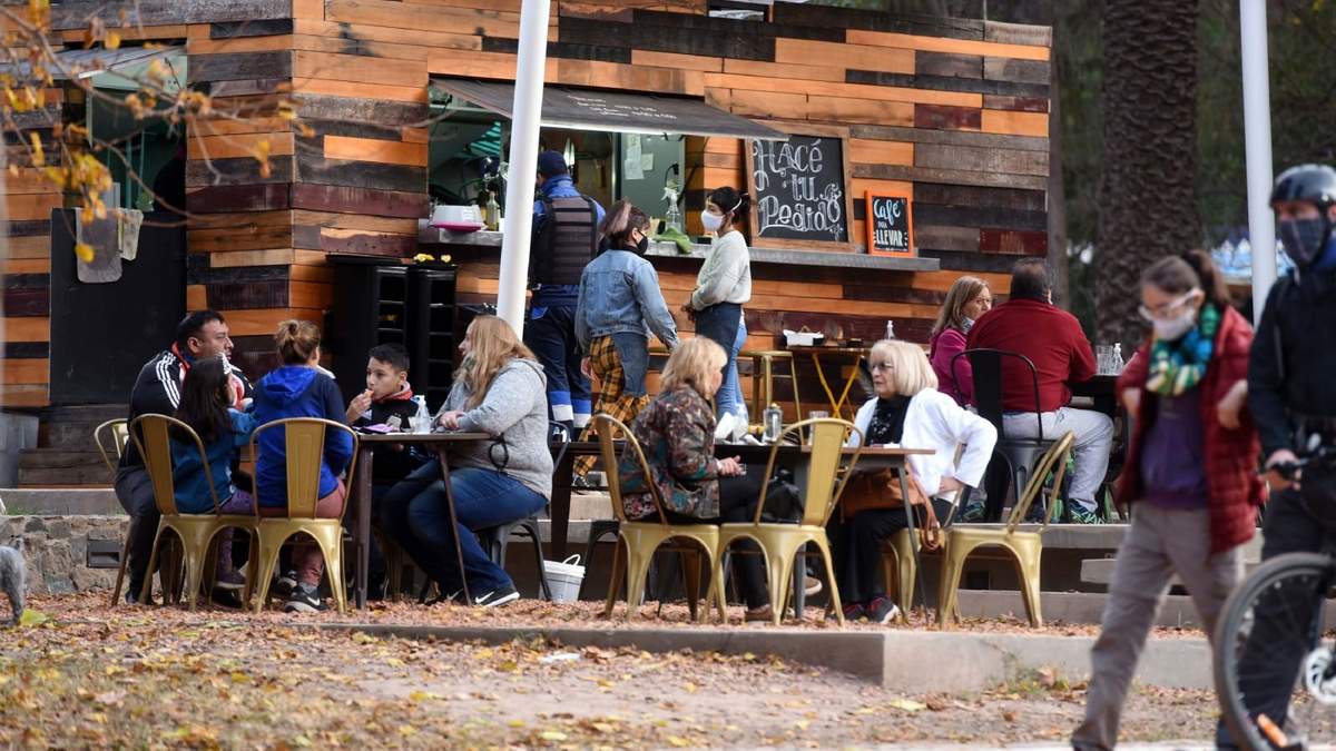 La medida incluye a los locales gastronómicos. Fuente: (Twitter)