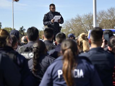 "No es lo pactado": la bonaerense amenazó con seguir las protestas