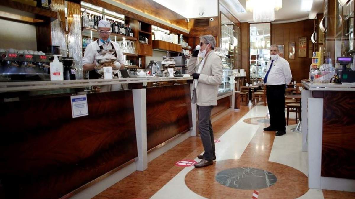 Apertura de bares y restaurantes en Italia. Fuente: (Twitter)