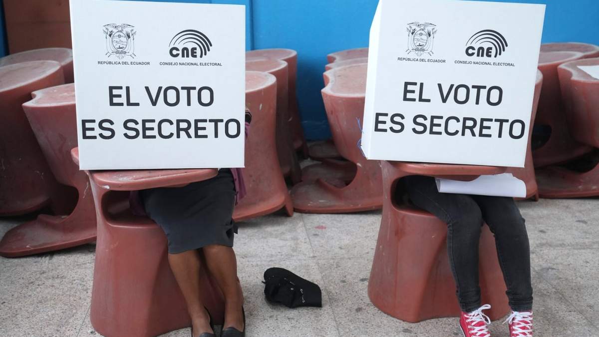 Elecciones presidenciales en Olón, Ecuador, el domingo 9 de febrero de 2025