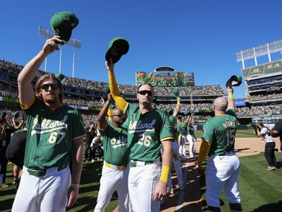 Atléticos se despiden de Oakland, su casa desde 1968