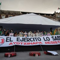 A 8 años de Ayotzinapa, padres se lanzan contra la FGR, el encubrimiento al Ejército y filtraciones