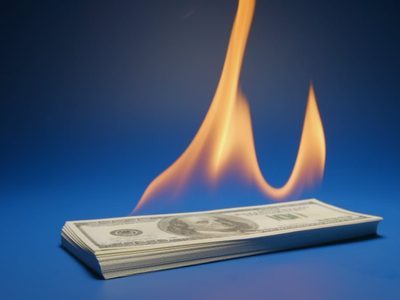 Hasta 280 pesos por el dólar blue tras la renuncia de Martín Guzmán