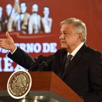 "Inmoral" que servidores públicos vayan a la IP inmediatamente después de sus cargos: AMLO