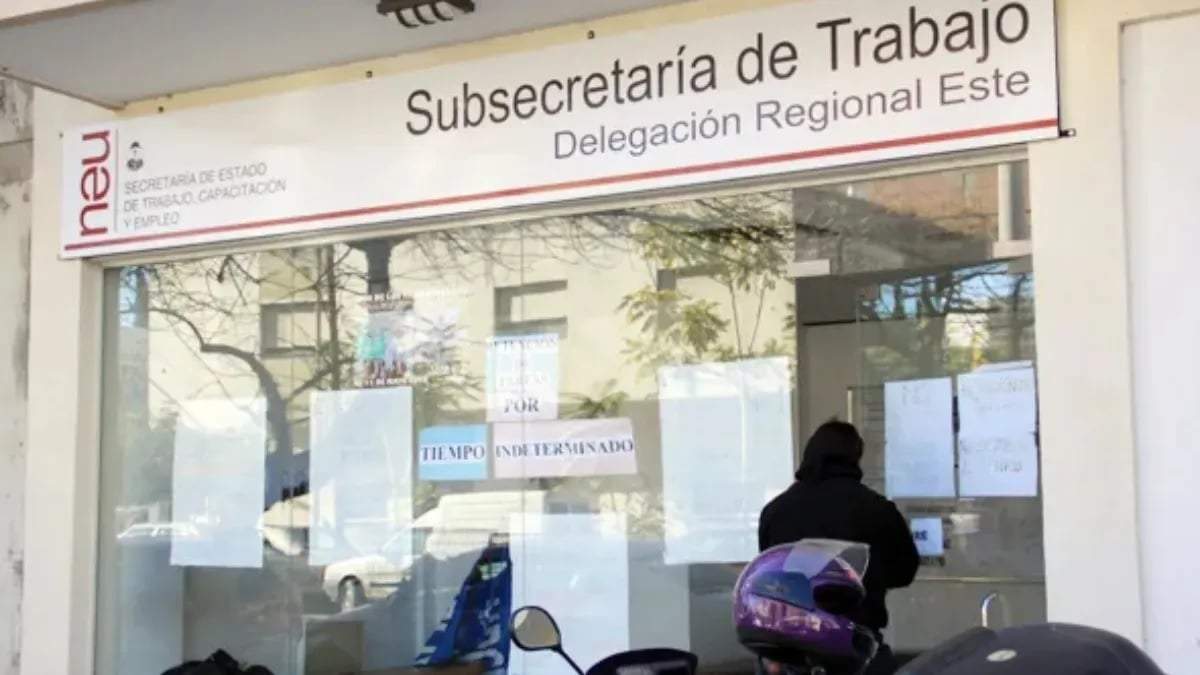 Escape de gas en la Subsecretaría de Trabajo de Neuquén. Fuente: (Facebook).