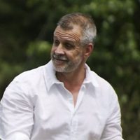 Christian Petersen se animó y mostró sus tatuajes