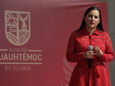 Sheinbaum a Sandra Cuevas: Es absolutamente autoritario borrar rótulos de puestos