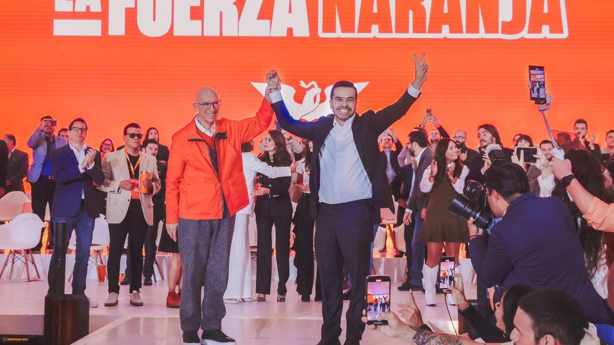 Jorge Álvarez Máynez, dirigente nacional de MC
