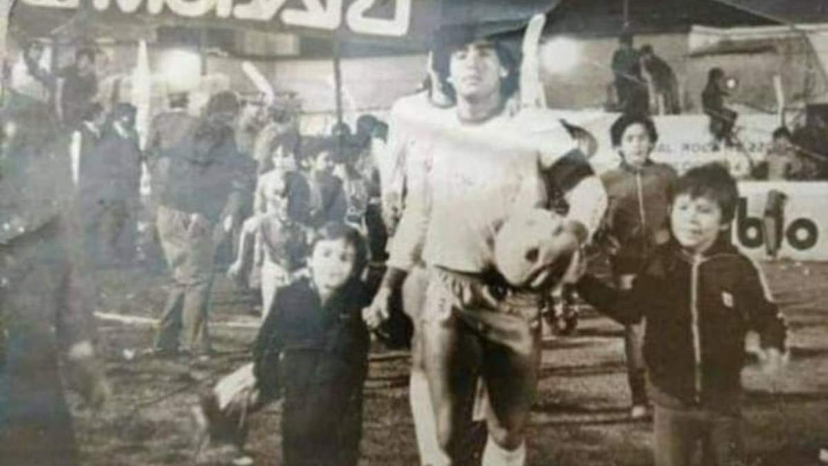 Diego Maradona en Roca. Fuente: (Twitter)