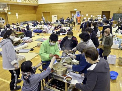 Algunos de los más de 200 muertos en los sismos en Japón estaban en albergues