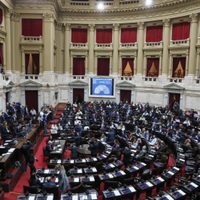 Jornada tensa en el Congreso: Milei salvó el veto a jubilaciones y frenó dos proyectos clave