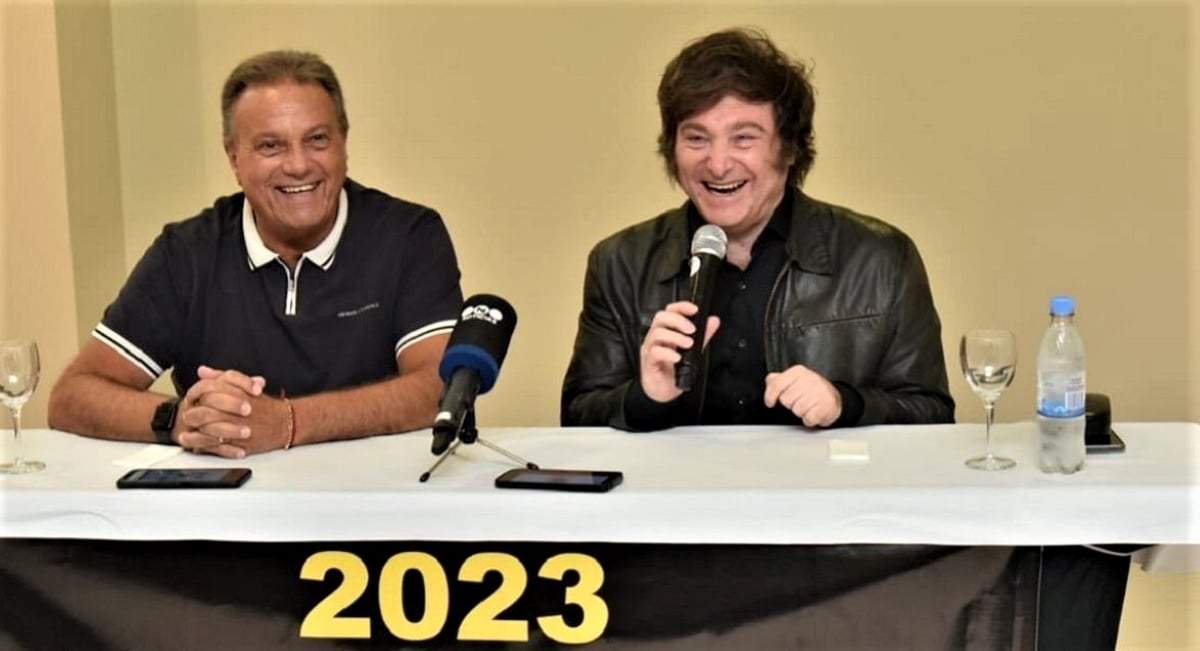 Carlos Eguia y Javier Milei. Fuente: (Twitter)