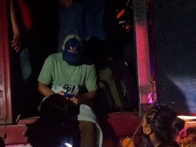 Otro aseguramiento masivo de migrantes en Chiapas: Iban 153 dentro de un camión