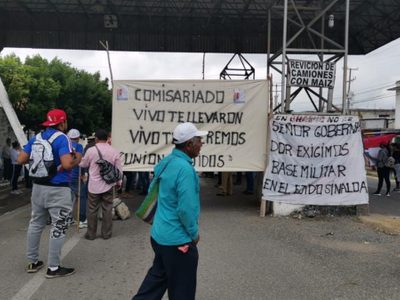 Bloquean garita en Chiapas para exigir la liberación de comisariado ejidal