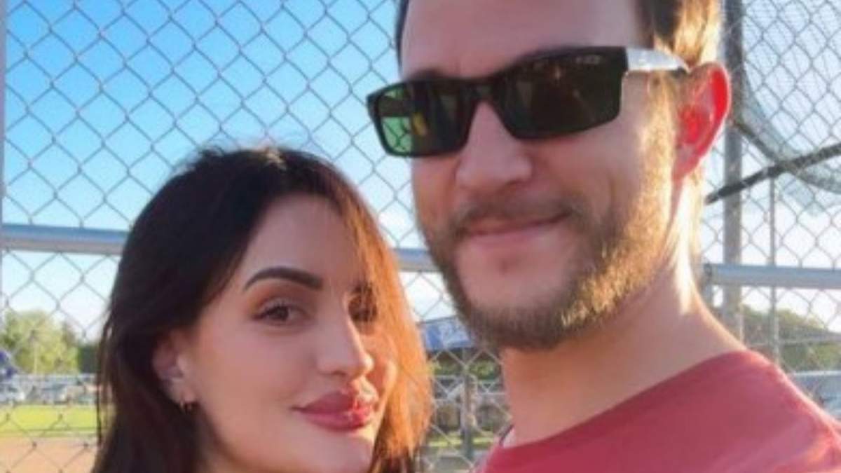 Bradley Bartell y Camila Muñoz fueron separados tras su regreso de Puerto Rico.