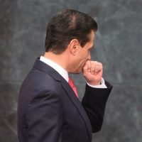 Washington exige subordinación migratoria y Peña Nieto se doblega