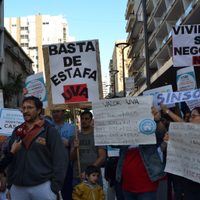 Hartos de reclamar, los deudores de créditos UVA presionan por una "hipoteca justa"