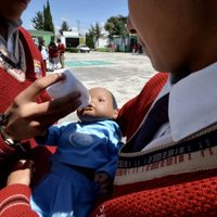 En 2024, más de 7 mil niñas en México fueron forzadas a ser madres