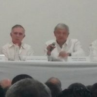 López Obrador propone reemplazos: Fernández de Cevallos por Anaya y Nuño en lugar de Meade