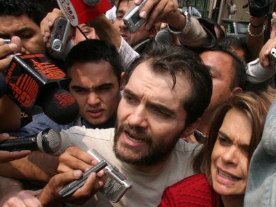 Carlos Ahumada pide a Interpol que cancele ficha roja para viajar a México
